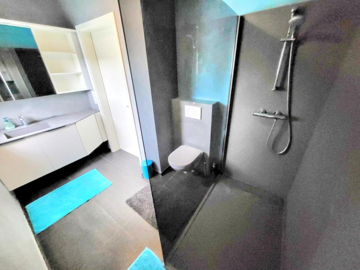 Calm And Modern Apartment Eischen Bagian luar foto